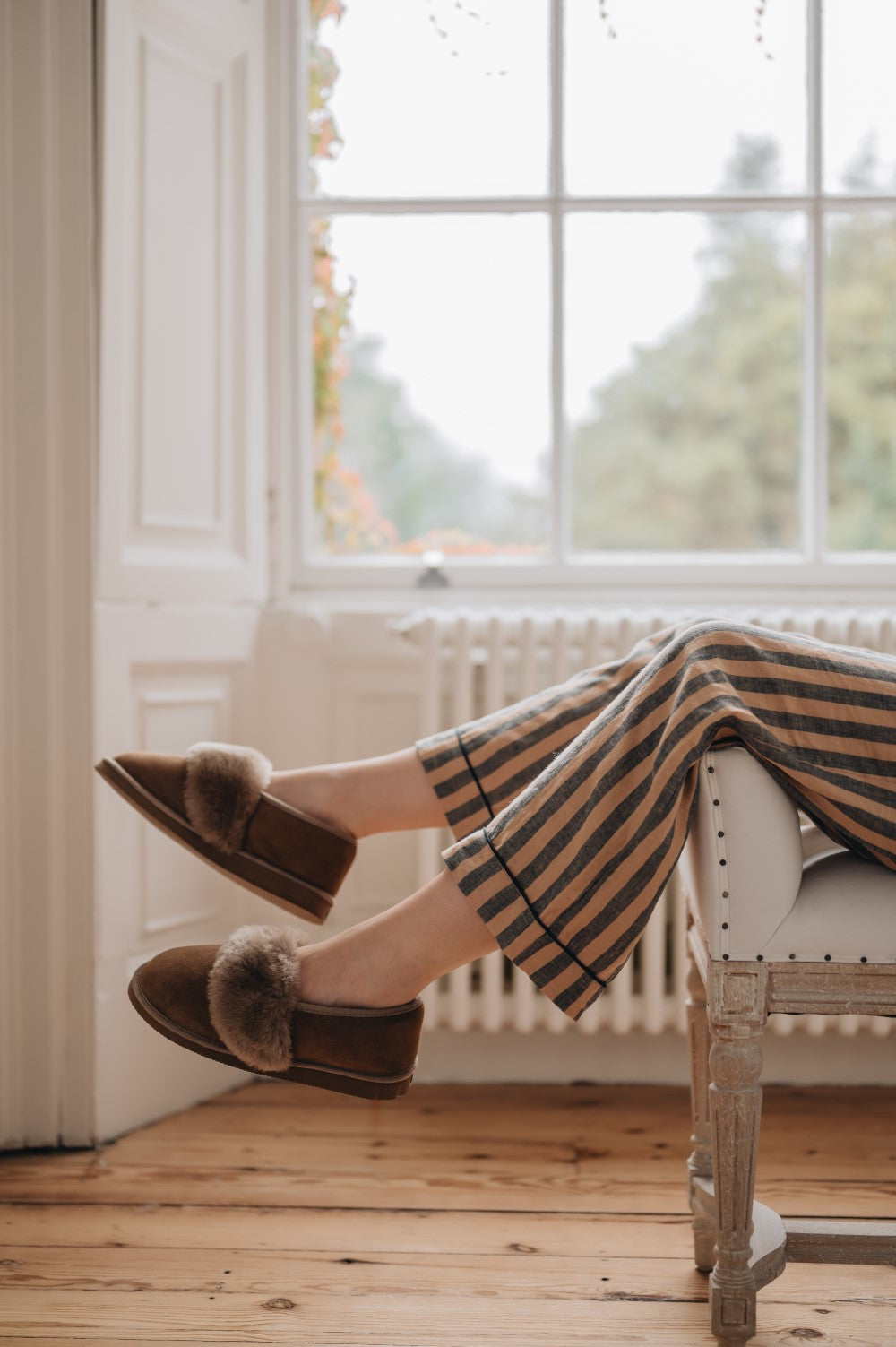 margot sheepskin slipper in taupe