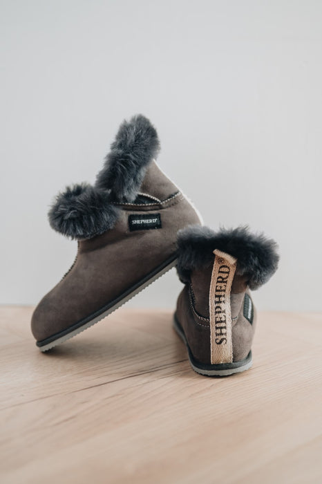 Mens furry slipper boots hotsell