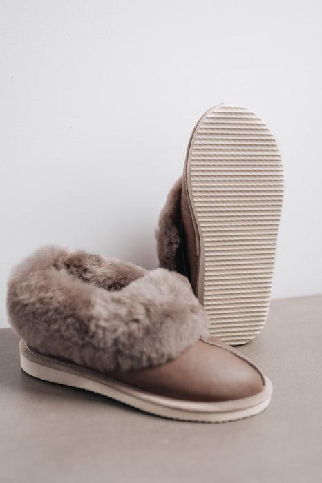 Sheepskin Slipper for Ladies Ruby hard sole