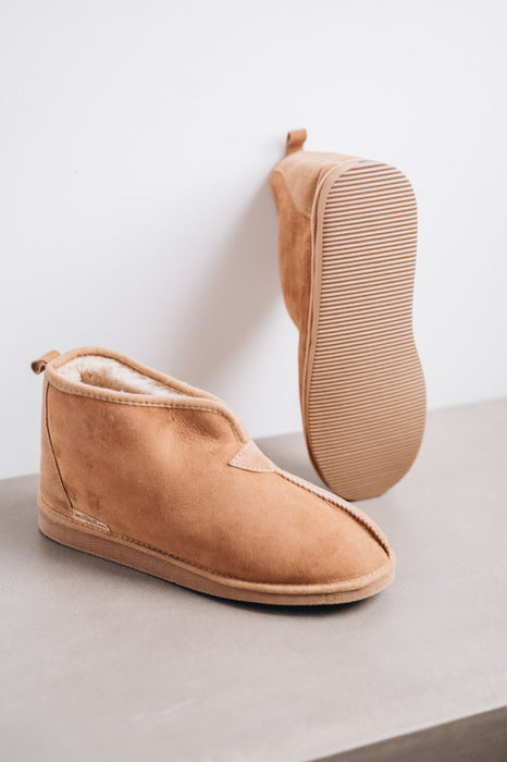 Huw Slipper Boot for men made from Warm Sheepskin