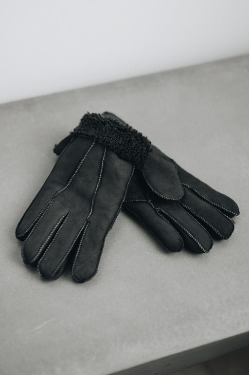 Womens Sheepskin Gloves are the best gloves for keeping your hands warm